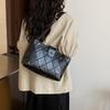 Casual Large-capacity Diamond Women's Summer New Simple Fashion Embroidery Thread Chain Shoulder Tote Bag