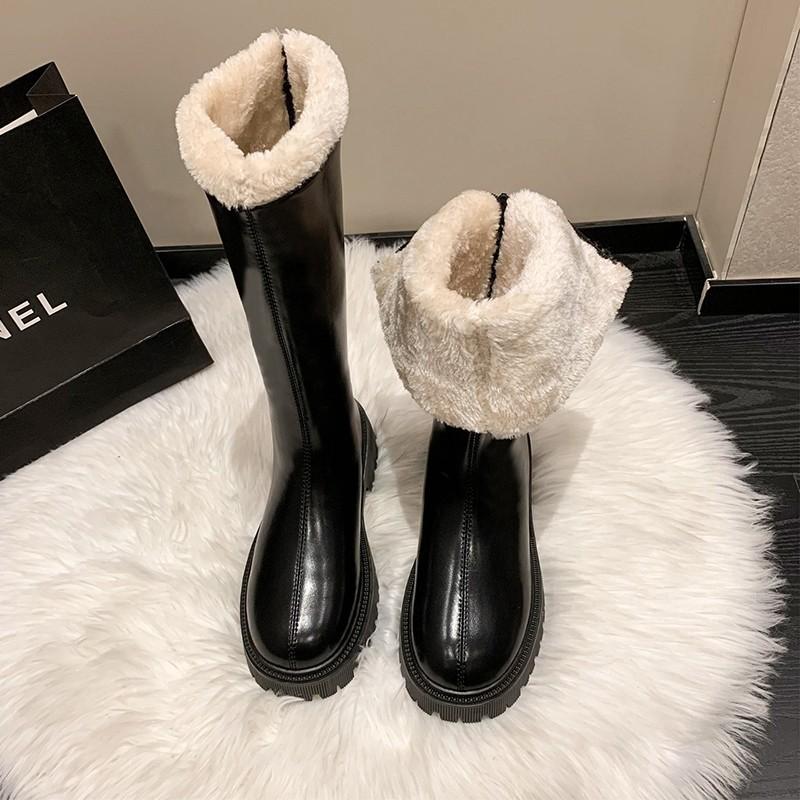 Boots Large Size Women's Winter 2025 New Short Boots Fleece Thickened Boots High Warm Snow Boots Thick-soled Cotton Boots