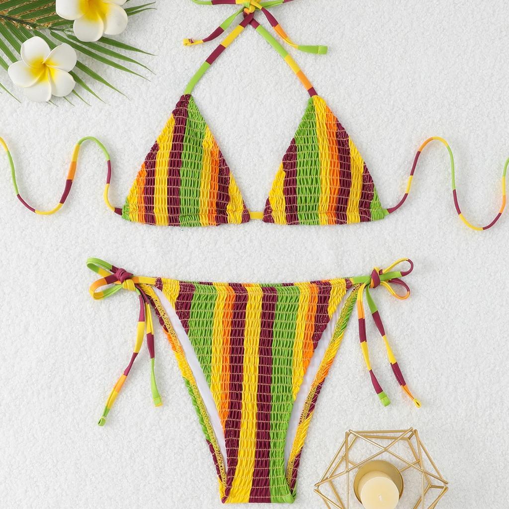 1011 new swimsuit female sexy pure desire floral bikini three-point explosion hot swimsuit