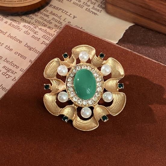 Women Brooch Flower Shape Rhinestone Retro Baroque Style Anti-slip Wear-resistant Suit Coat Collar Hat Scarf Decoration