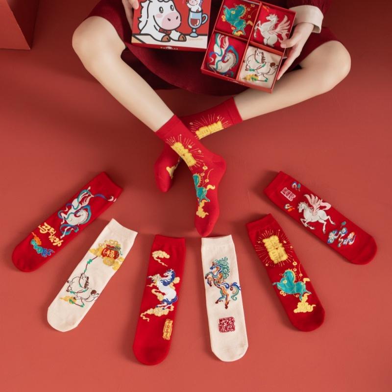 1Pair Cartoon Zodiac Horse  Year Socks For Men Women Versatile Mid-Tube Red Socks Autumn Winter Warm Socks Gifts