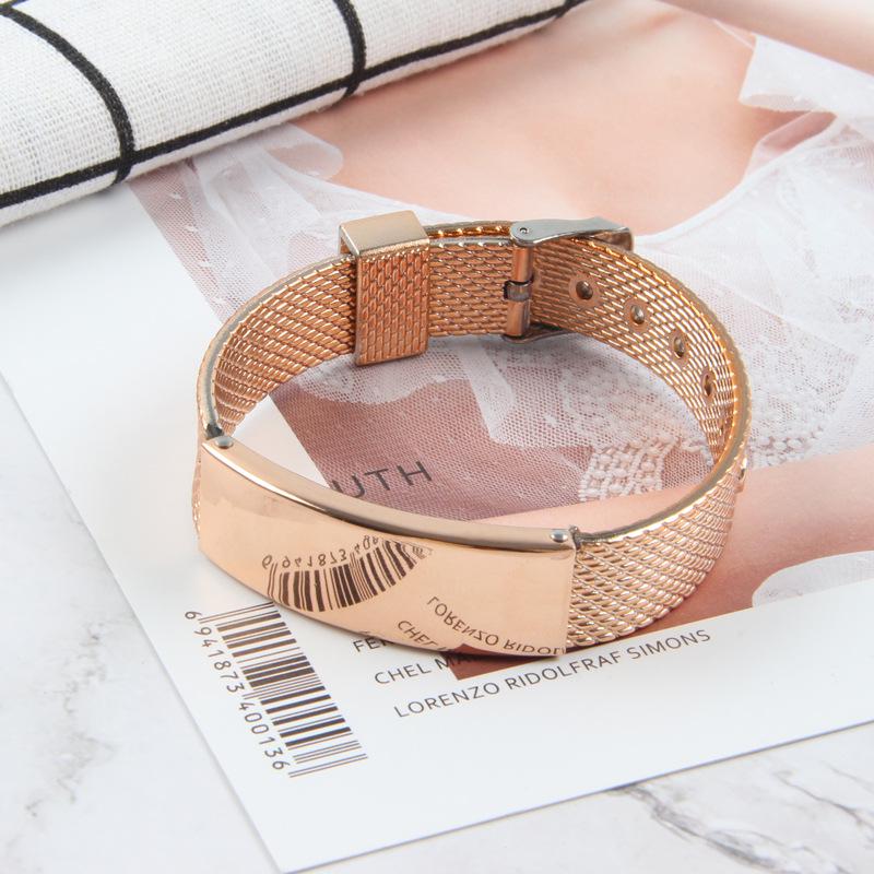 

Браслет-бэнгл из нержавеющей стали с сетчатым плетением и гравированным логотипом - Идеально для отелей и развлекательных заведений.