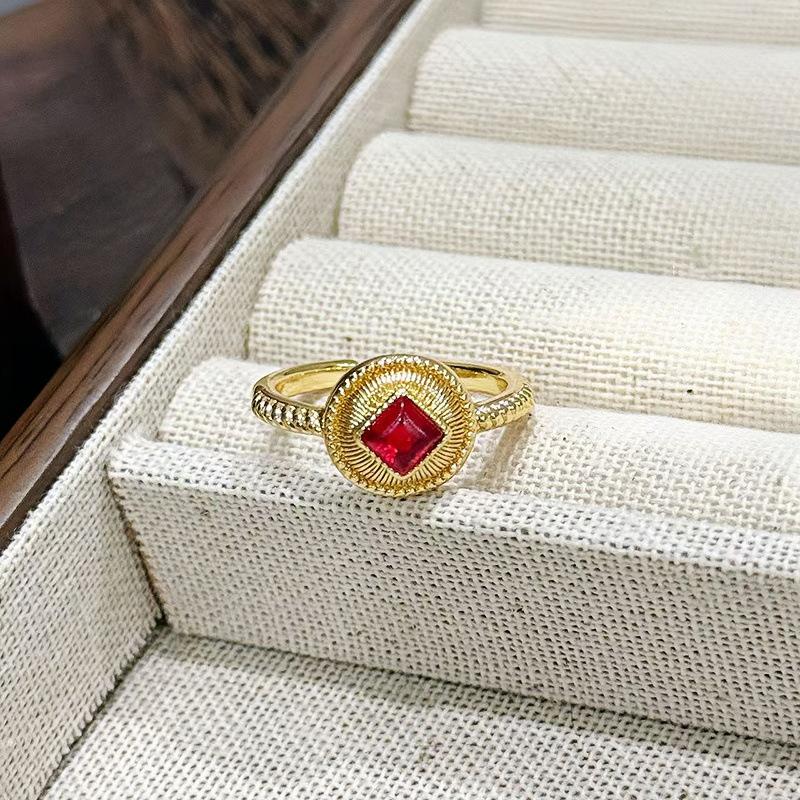 Court Style Fashion Medieval Vintage Red Open Ring Female Niche Temperament Exquisite Advanced Sense Index Finger Ring