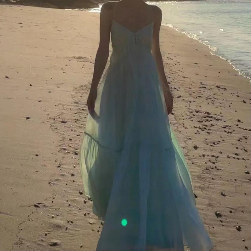 Super fairy pendulum pure desire wind V-neck sexy dopamine halter neck sling fairy long dress seaside vacation skirt
