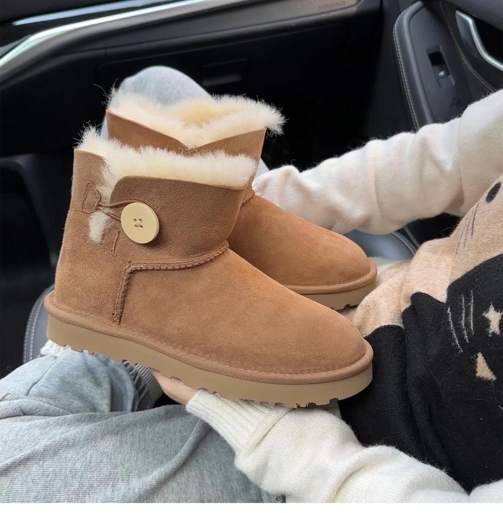 Fashion One Button Low Cut, High-end Quality 2-in-1 Genuine Leather, Real Wool, Sheepskin Fashionable and Warm Chestnut Thick Snow Boots