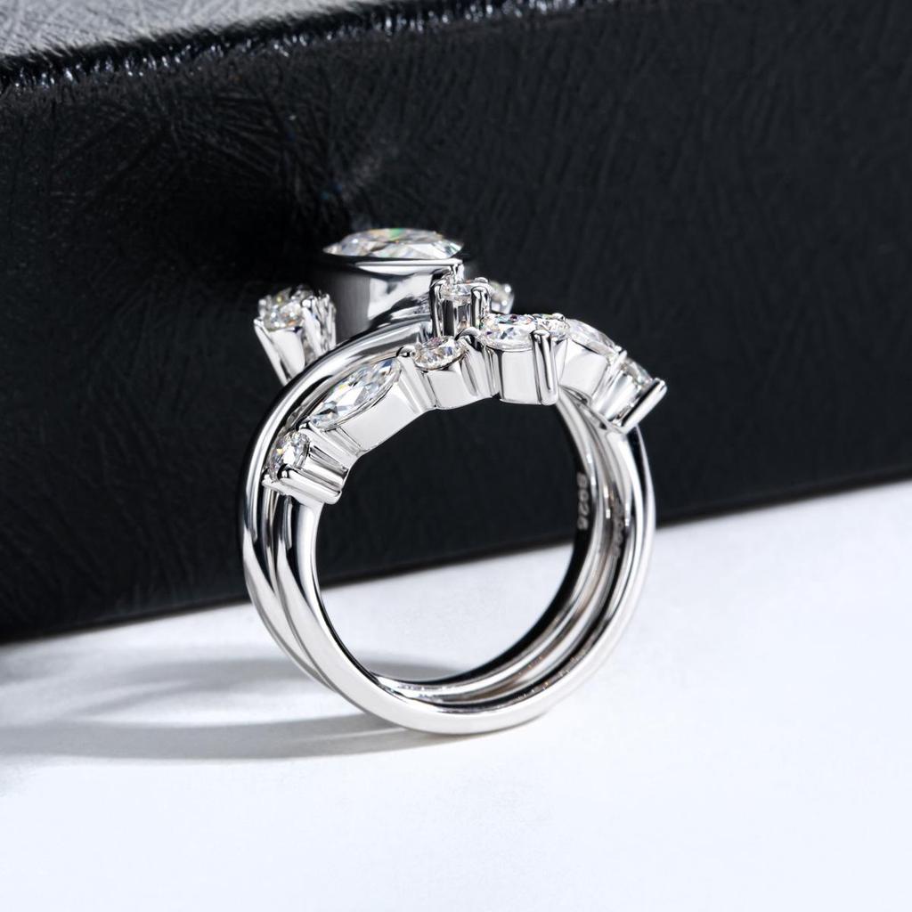925 Sterling Silver 3 Carat Moissanite V-Shaped Engagement Ring Set, Light Luxury Women’s Wedding Band.