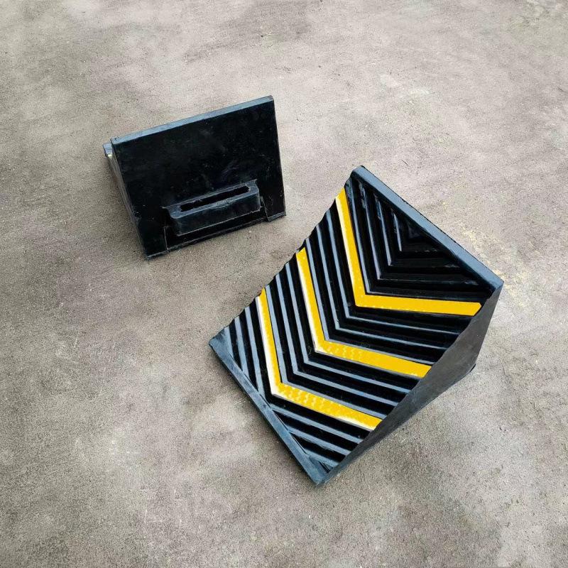 Portable Anti-Slip Wheel Chock: Rubber & Wood Triangle Stopper