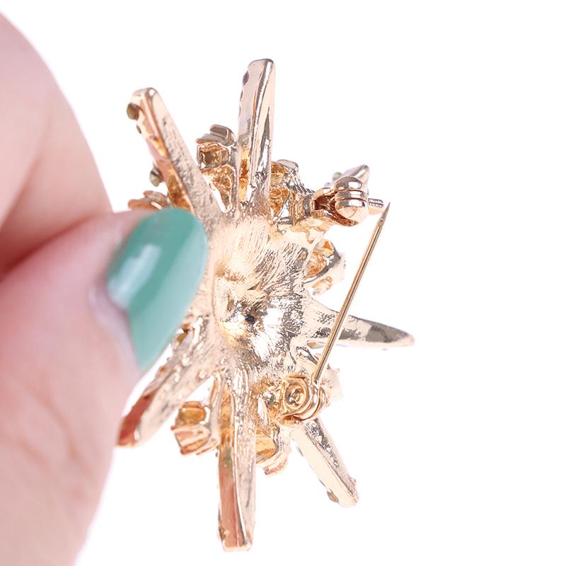 Wedding Silver Snowflake Diamante Brooch Rhinestone Crystal Broach Pin Xmas Gift