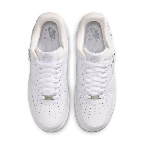 Nike Air Force 1 07 Beyaz Kurt Grisi Metalik Gümüş Kadın Spor Ayakkabıları IR8637-100