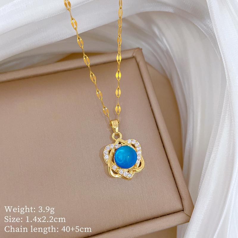 Copper Micro-Inlaid Light Luxury Fashion Personality Temperament Gorgeous Full Diamond Necklace Women'S Versatile Collarbone Chain Titanium Steel