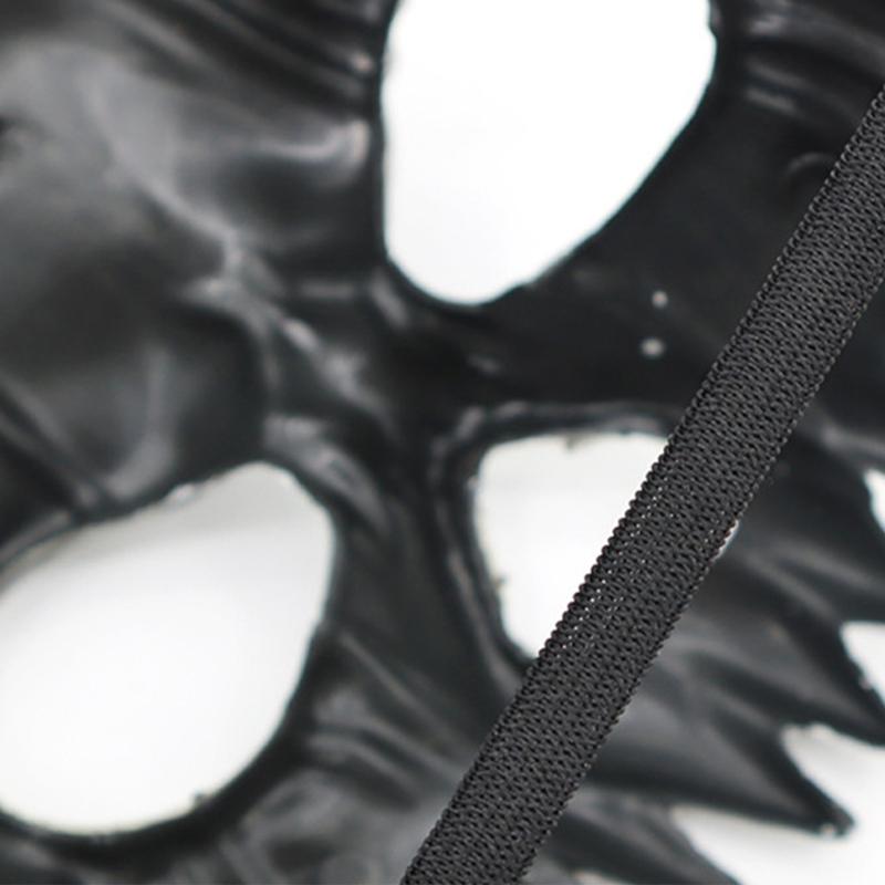 Horror Themed Kirin Face Mask Lightweight Plastic Face Covering Comfortable Wear Practical Halloween Party Accessory