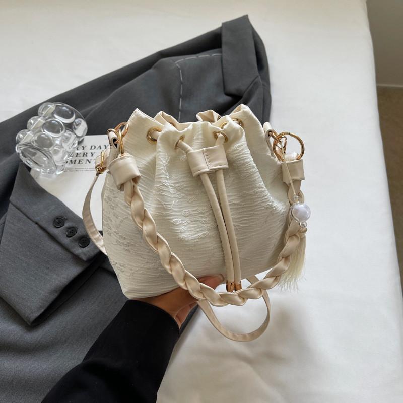 

Шикарная новая китайская сумка-ведро в стиле весна-лето для повседневного стильного использования кремового, черного, розового, синего цвета Without Pendant кремовый