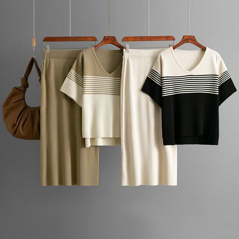 Sommermode Gestreiftes Kurzarm V-Ausschnitt T-Shirt Set Lässig Halber Rock Zweiteiliges Set
