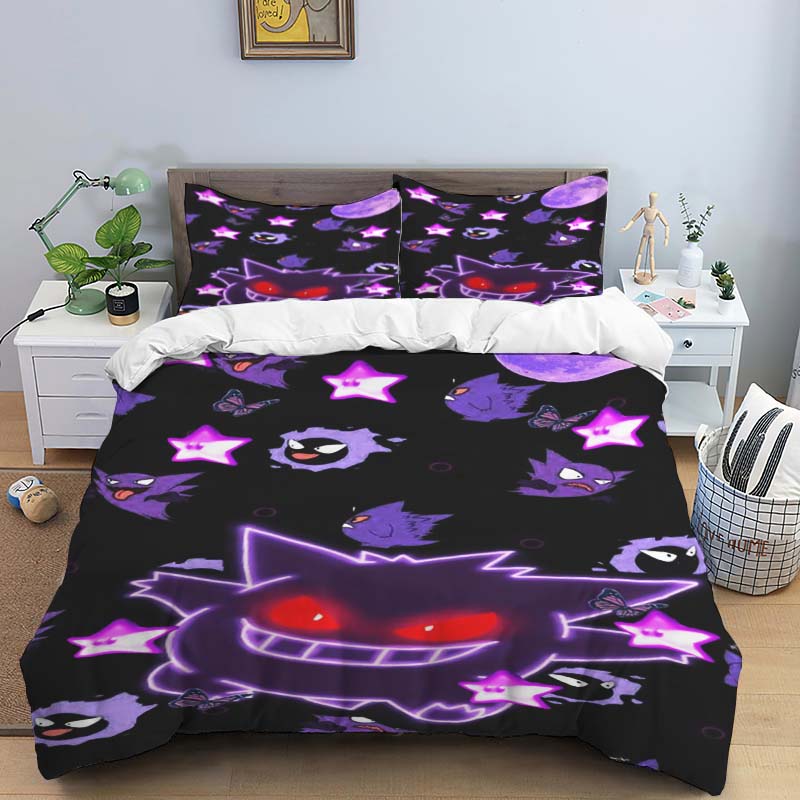

This adorable Gengar cartoon bedding set—including a duvet cover and pillowcases—is the perfect choice for decorating your bedro 135x200cm