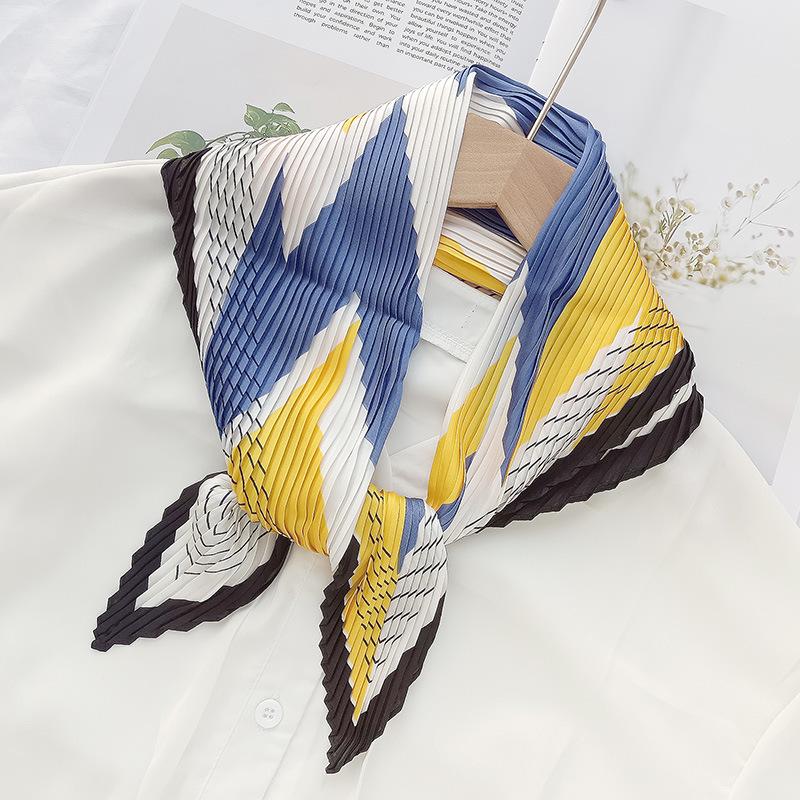 Retro Color Block Crinkled Square Scarf - 70cm Pleated Neckerchief in Imitation Silk for Women