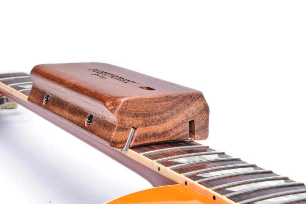 MUSIC NOMAD MN831: A dedicated file for quickly and reliably finishing fret ends with a consistent angle and finish.