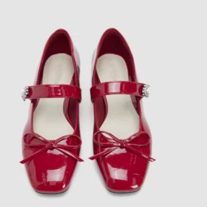 Fashion Summer New Single Head Shallow Mouth Butterfly Knot Patent Leather Crystal Buckle Line with Soft Sole Non-slip Flat Shoes