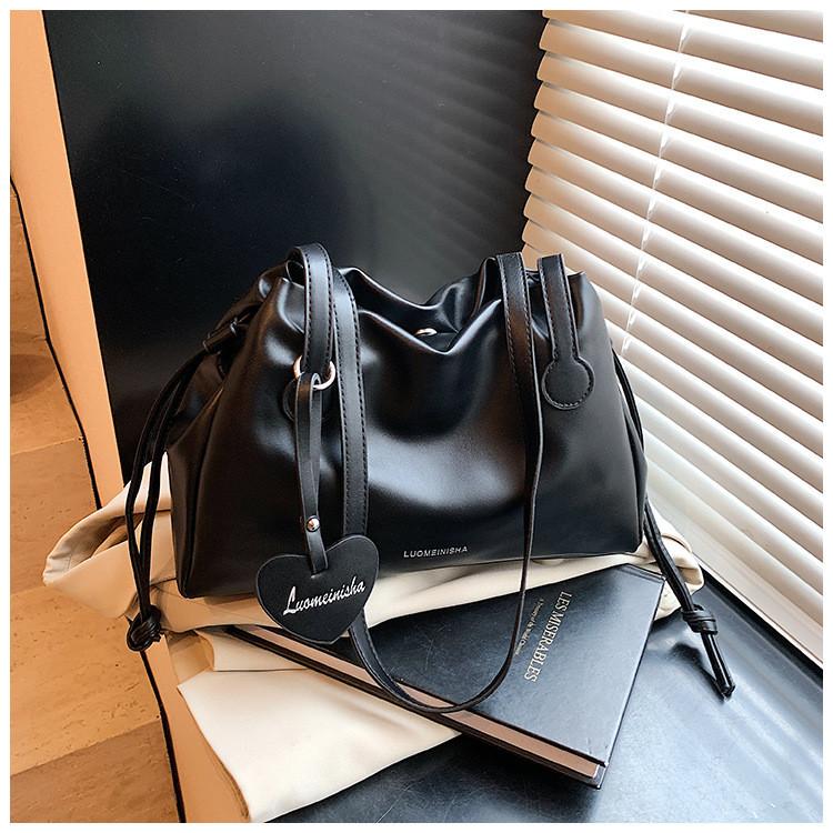 IELGY Ladies Tote Bag Large-Capacity Trendy Fashion All-Match One-Shoulder Large-Capacity Mess