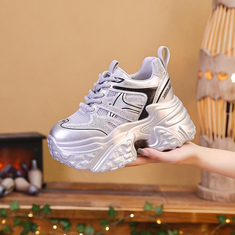 Dad Shoes Women's Summer and Autumn 2025 New Round Head Thick Sole Inner Height Increase Leather Women's Versatile Casual Sports Shoes