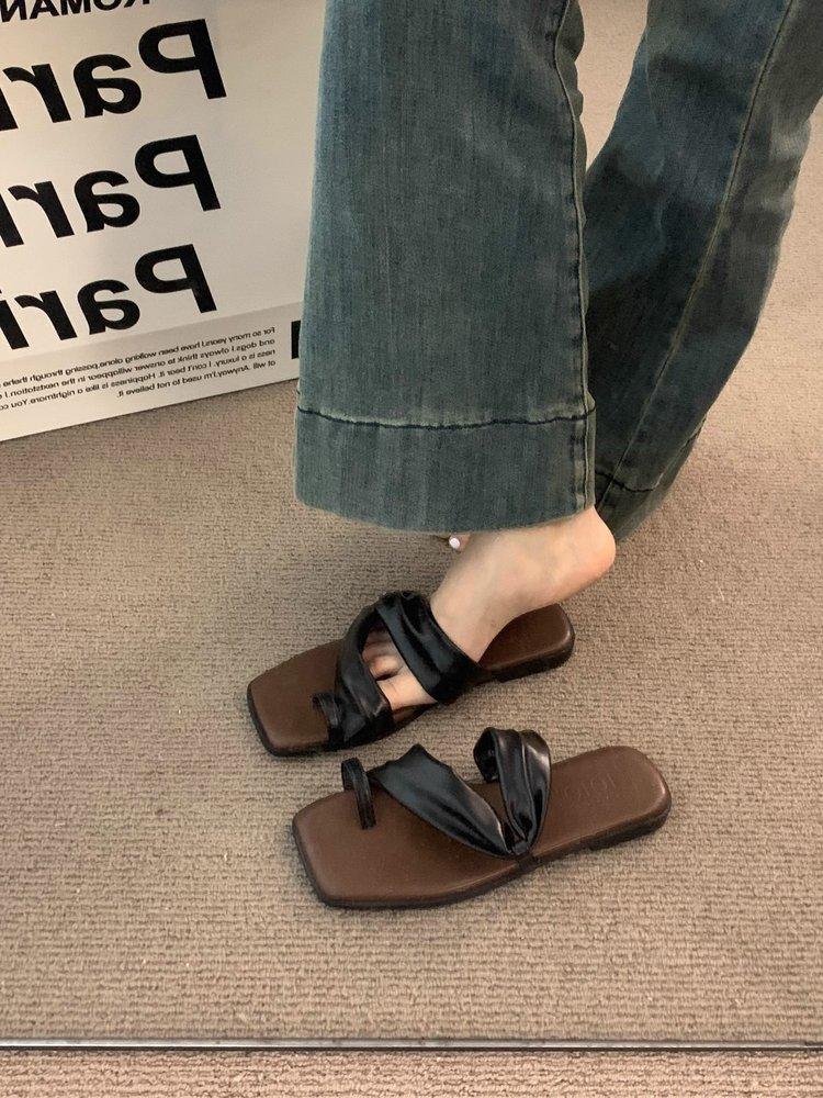 

Premium sense one-word sandals women s summer wear 2025 new with skirt open-toed flat-bottomed beach Roman cool slippers 35