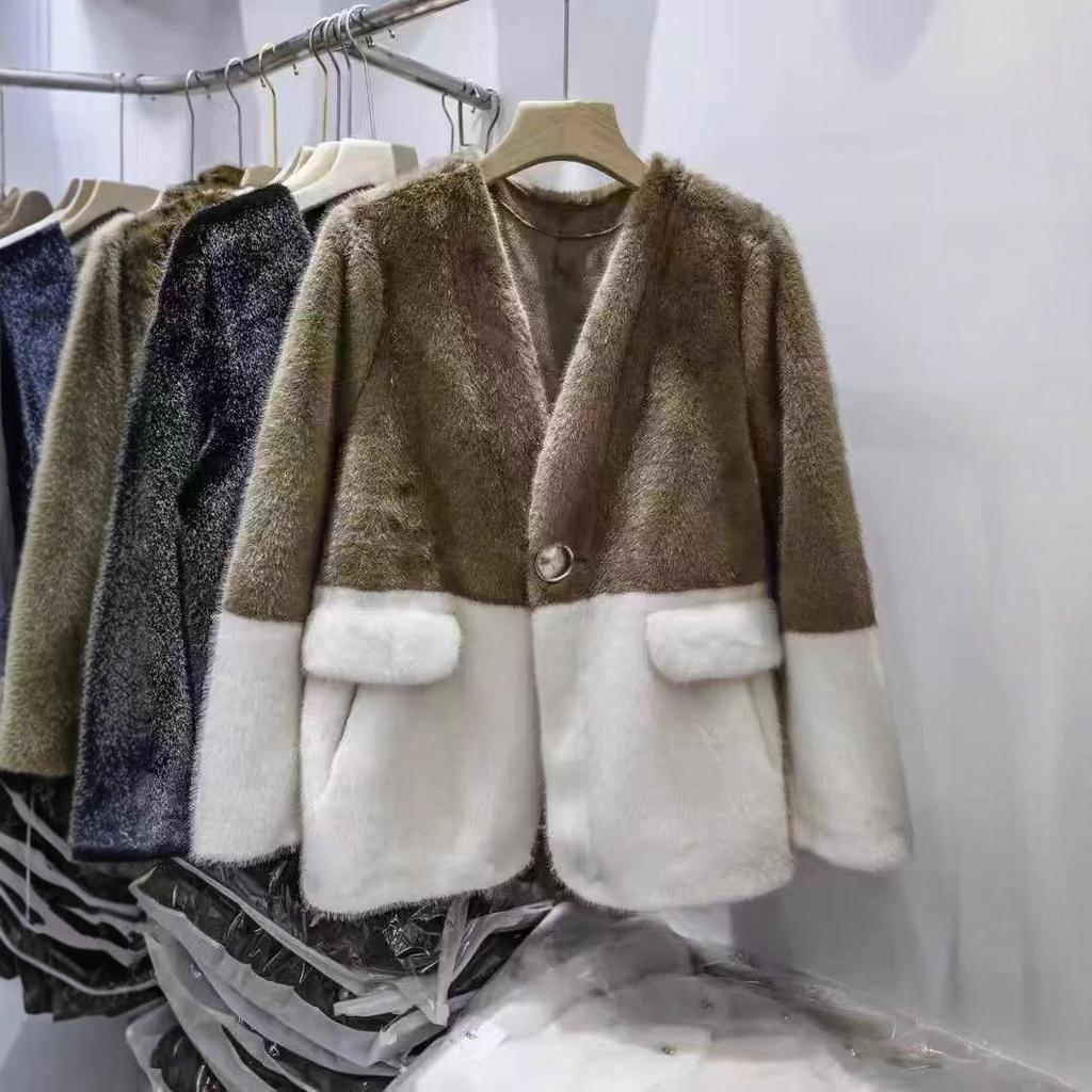 2025 Autumn/Winter New Plush Head High Collar Zipper Kangaroo Pocket Contrast Splicing Women's Coat