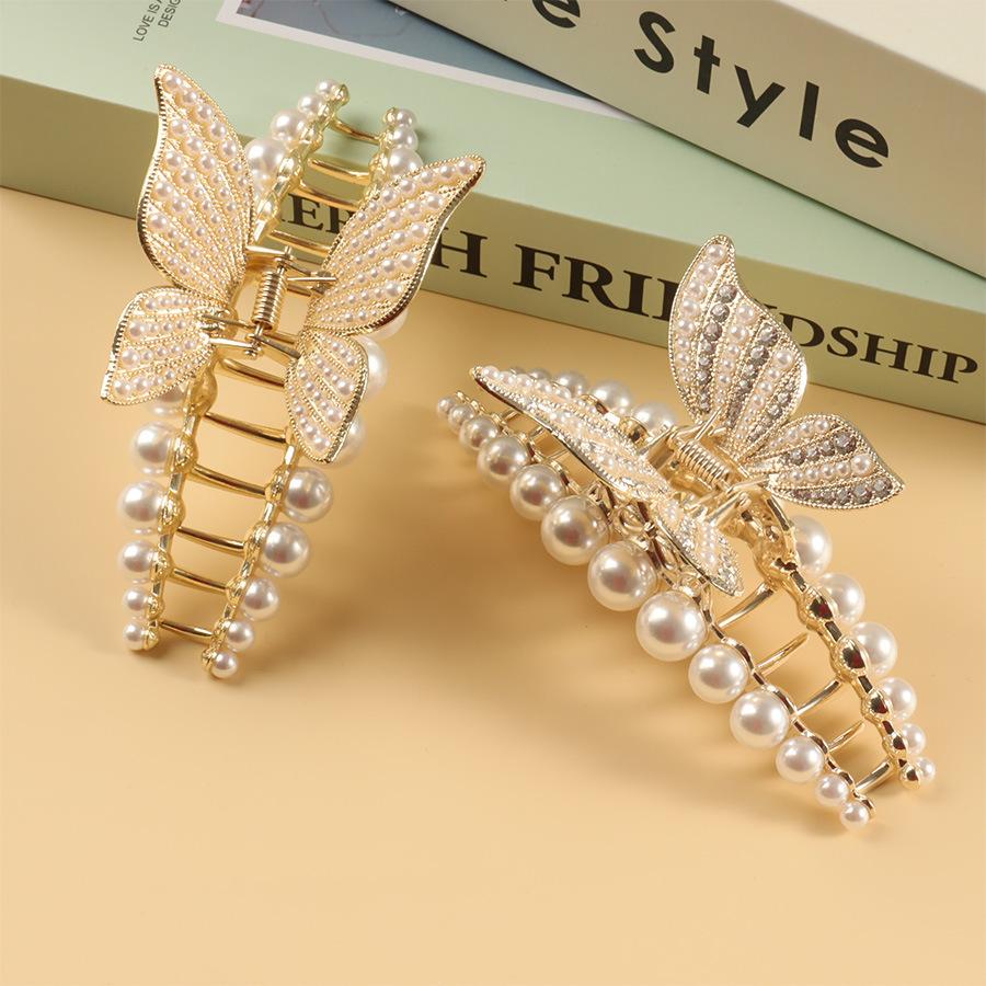 1pc Elegant Temperament Pearl Butterfly Hair Clip,high-quality Large Pan Hair Grip Shark Clip Inlaid with Diamond  Hair Ornament