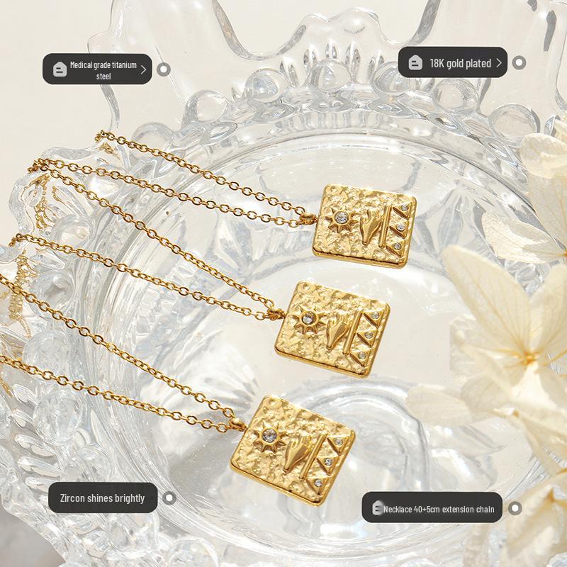 European-Style Personalized Zircon Pendant Necklace In 18K Gold-Plated Titanium Steel Clavicle Chain