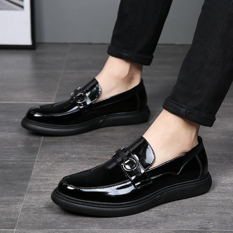 Pointed Patent Leather Casual Men'S Shoes Overfoot Lazy Leather Shoes British Glossy Business Shoes Model 9201-X