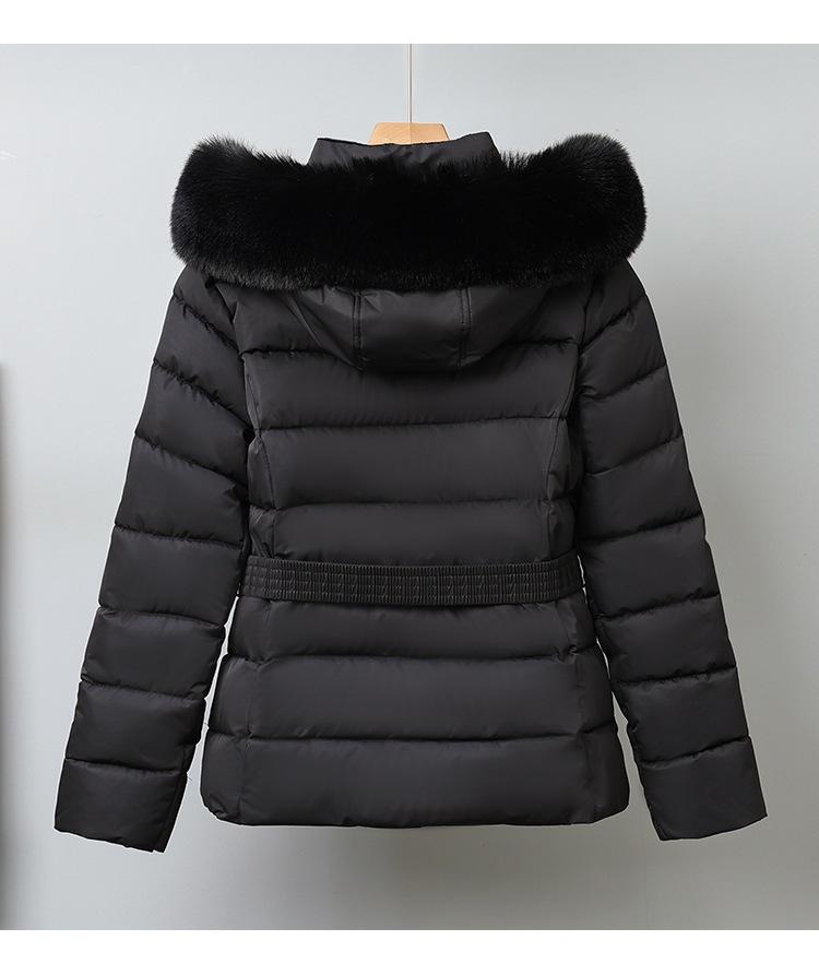 Dámská krátká bunda s velkou kožešinovou kapucí, větruodolná, zateplená, teplá, zimní bunda s páskem