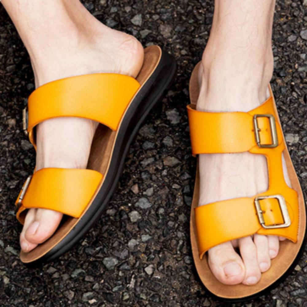 Men's Leather Slippers Summer Outside Belt Buckle Slippers Casual Sandals Men's Beach Shoes Fashion Slippers Men's Sandals