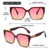 Großrahmige Color-Blocking-Sonnenbrille mit hochwertigem Design und Verzierungen aus Imitationsedelsteinen ist eine modische Sonnenbrille