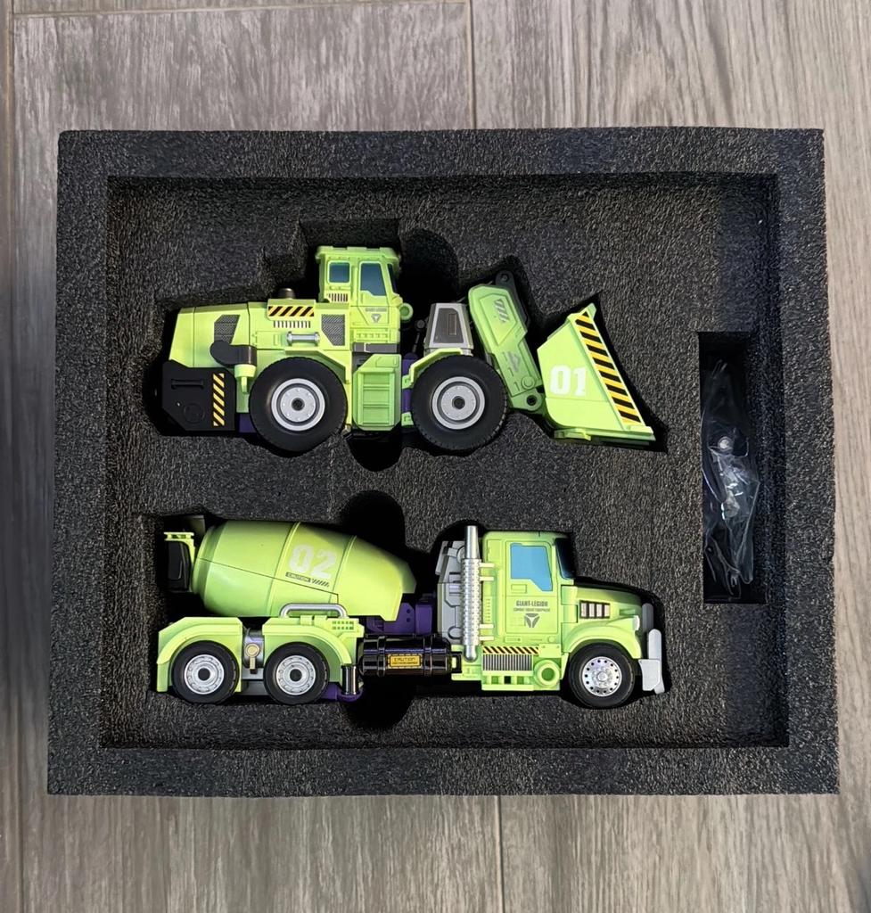 GLA-01 GLA-02 Invasione Mecha LEGIONE GIGANTE Devastator Trasformazione Scrapper Mixmaster Action Figure Robot 100% Collezione Regalo