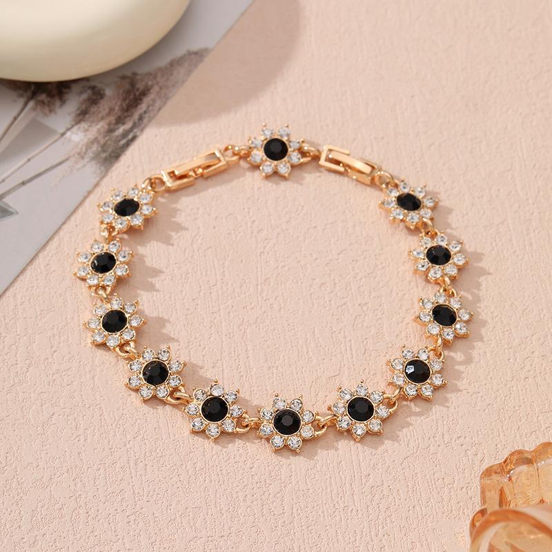 Popular Light Luxury Style Colored Diamond-encrusted Flower High-end Bracelet Adjustable Jewelry