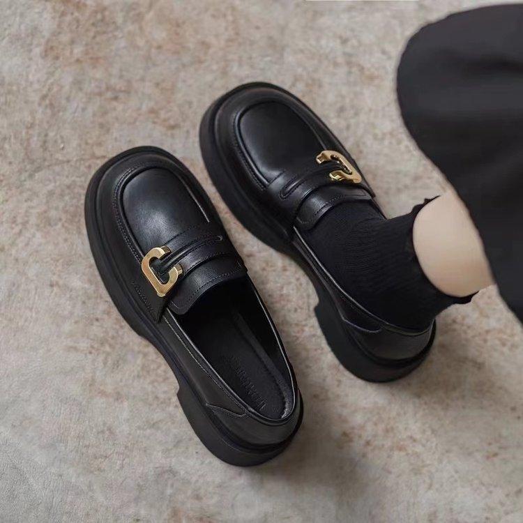 Small leather shoes for women's British retro versatile flat-soled loafers 2025 autumn new soft-soled one-pedal single shoes