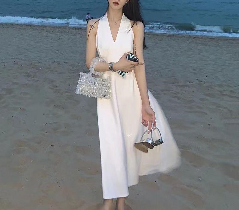 

Пляжна сукня з халтером у французькому стилі для жінок - Елегантна, середньої довжини, Колекція Літо 2025 S білий