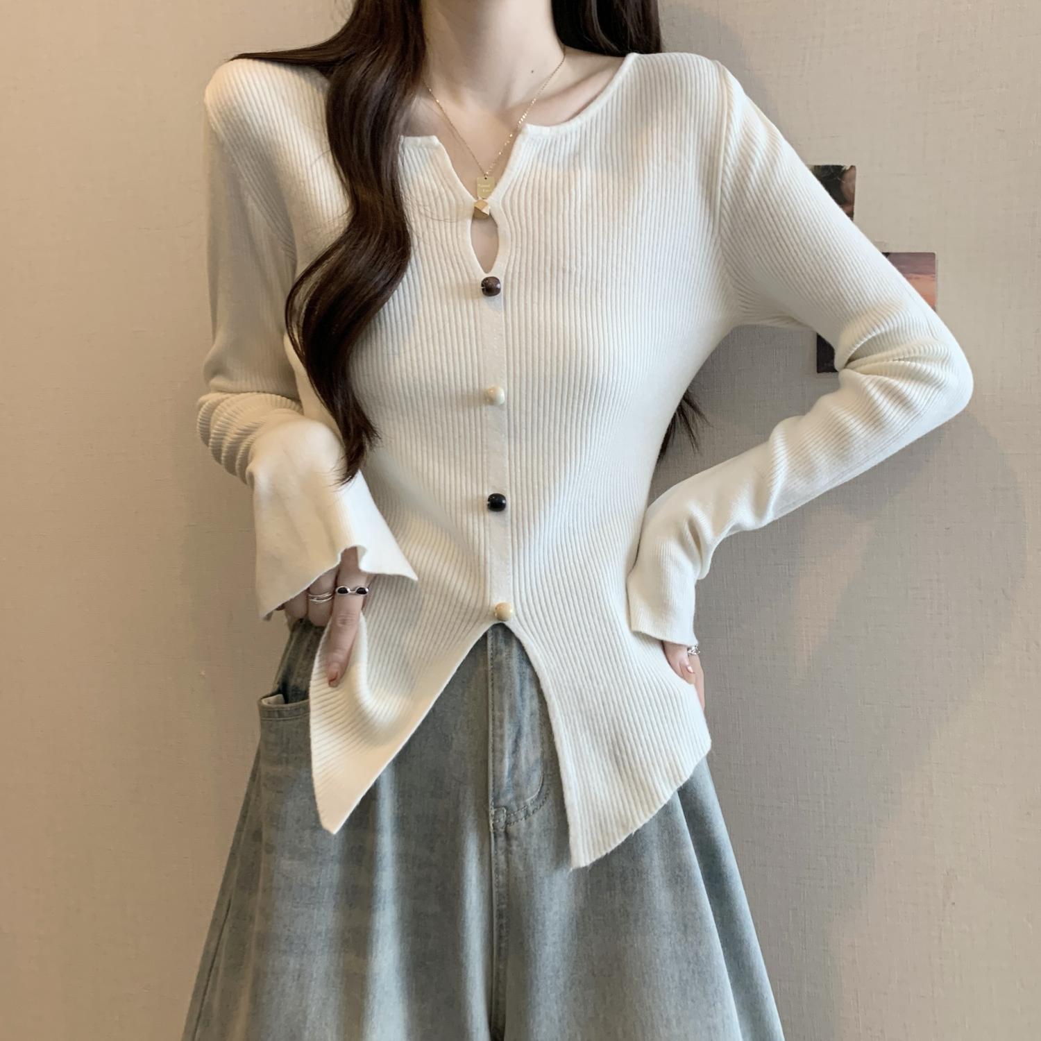 

Женский вязаный свитер большого размера с V-образным вырезом, полым подолом и разрезами - Универсальный топ с длинным рукавом для осени и зимы. 4XL абрикосовый