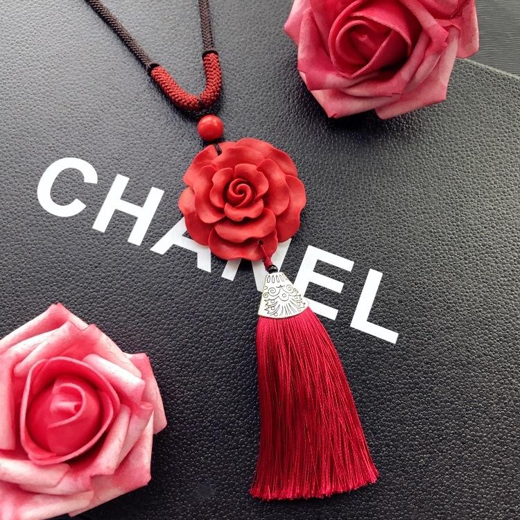 Neoclassical Chinese red cinnabar fringed necklace retro fashion long versatile sweater chain four seasons ethnic style accessories