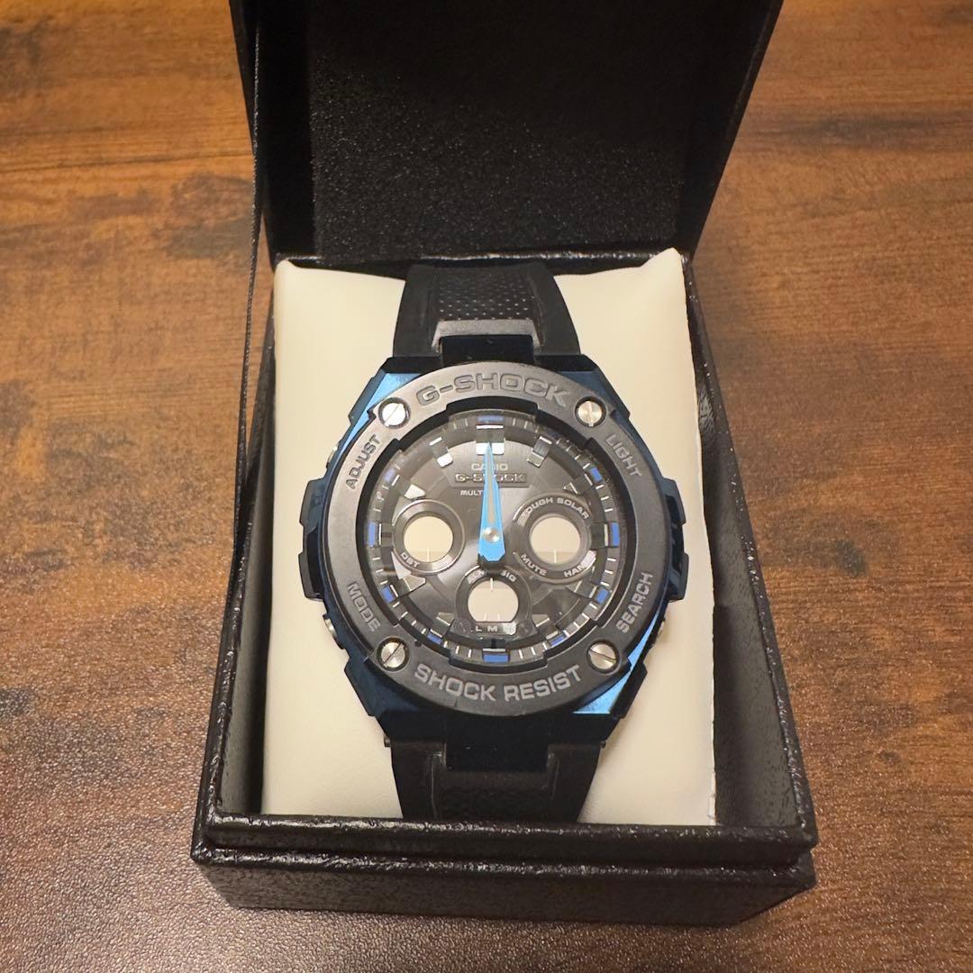 CASIO G-SHOCK GST-W300G-1A2JF Radio Solar