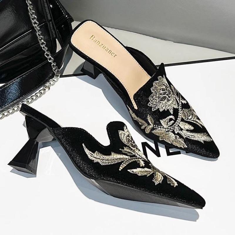 

Баотоу полутапочки женские для улицы весна и лето вышивка острый носок толстый каблук крутые тапочки туфли-лодочки на высоком каблуке шпилька одинарные туфли 40 чёрный