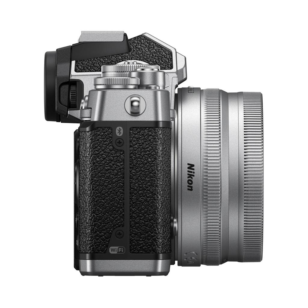 Nikon Zf Bezzrcadlový fotoaparát + Z DX 16-50mm f/3.5-6.3 VR Objektiv