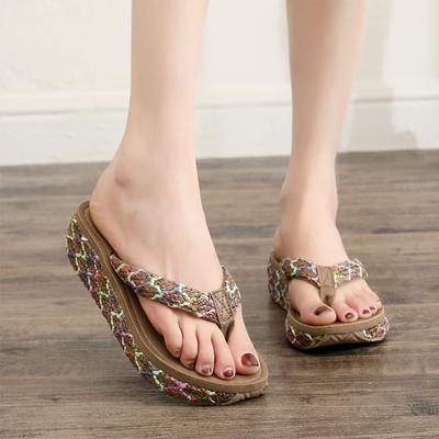 Modische Schuhe Damen Gummi Zehensandalen Damen Hausschuhe Luxus Pantoletten Mittelgrau Weiblich Strand Plateau Weich Hawaiianisch Designer Flach Sabot