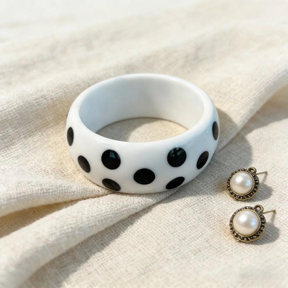 European Style Spotted Bangle Polka Dot Round Bracelet Luxury Women s Bangle Women белый