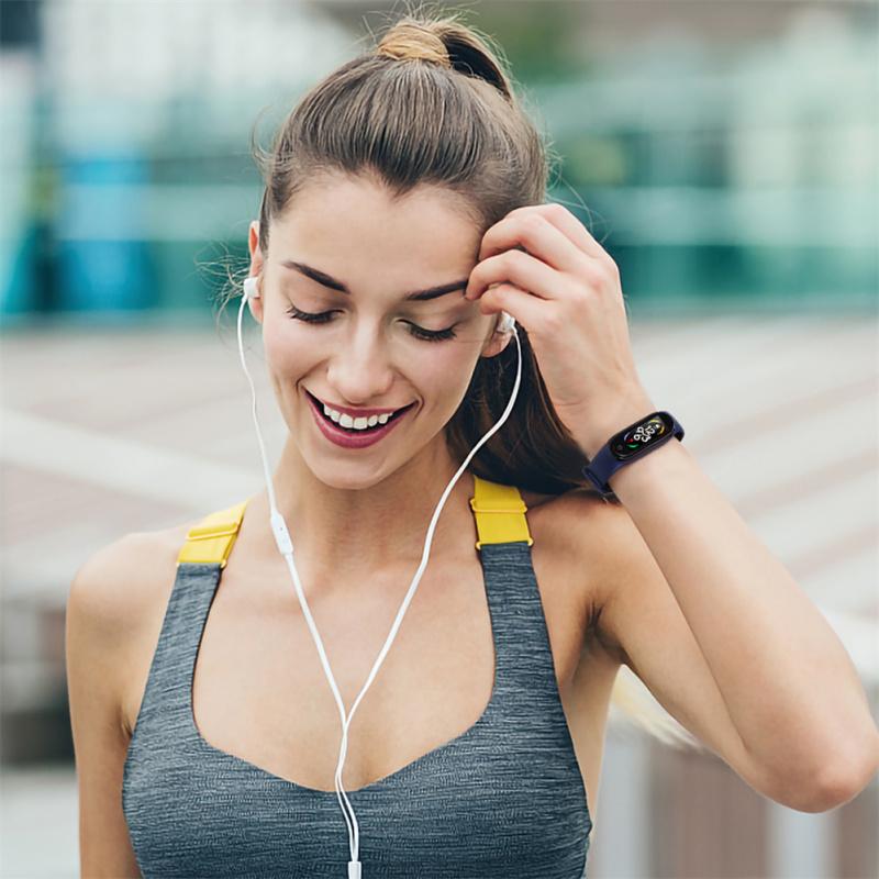 M7 Smart Watch Heart Rate Blood Pressure Monitor Waterproof Sports Watches Compatible For Android