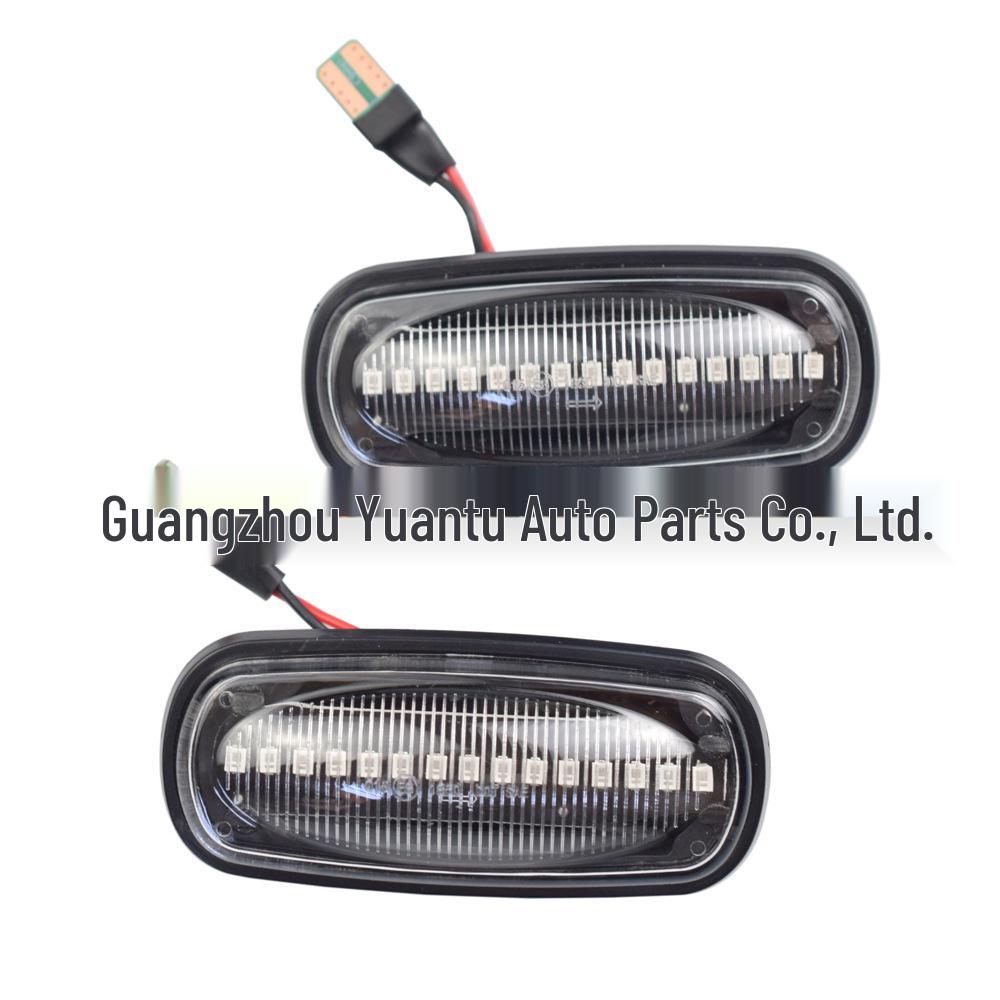 LED Dynamic Turn Signal Side Marker Light for Land Rover Discovery 2, Defender, and Freelander