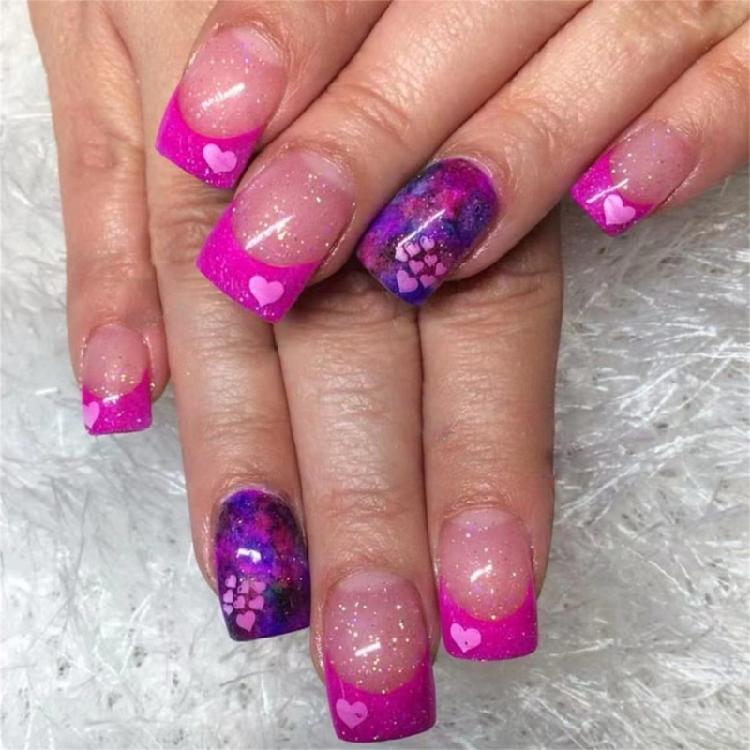 

24 Pcs Short Square Artificial Nail Lovely Heart Stick on Nail Valentines Day False Nail French Tip Press On Nail 1