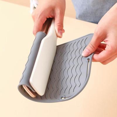 Kulma Žáruvzdorná podložka Protiskluzová silikonová obdélníková Přenosná žehlička na vlasy Žehlička na vlasy Styling vlasů Hot Tools Cestovní chránič nahřívací podložky