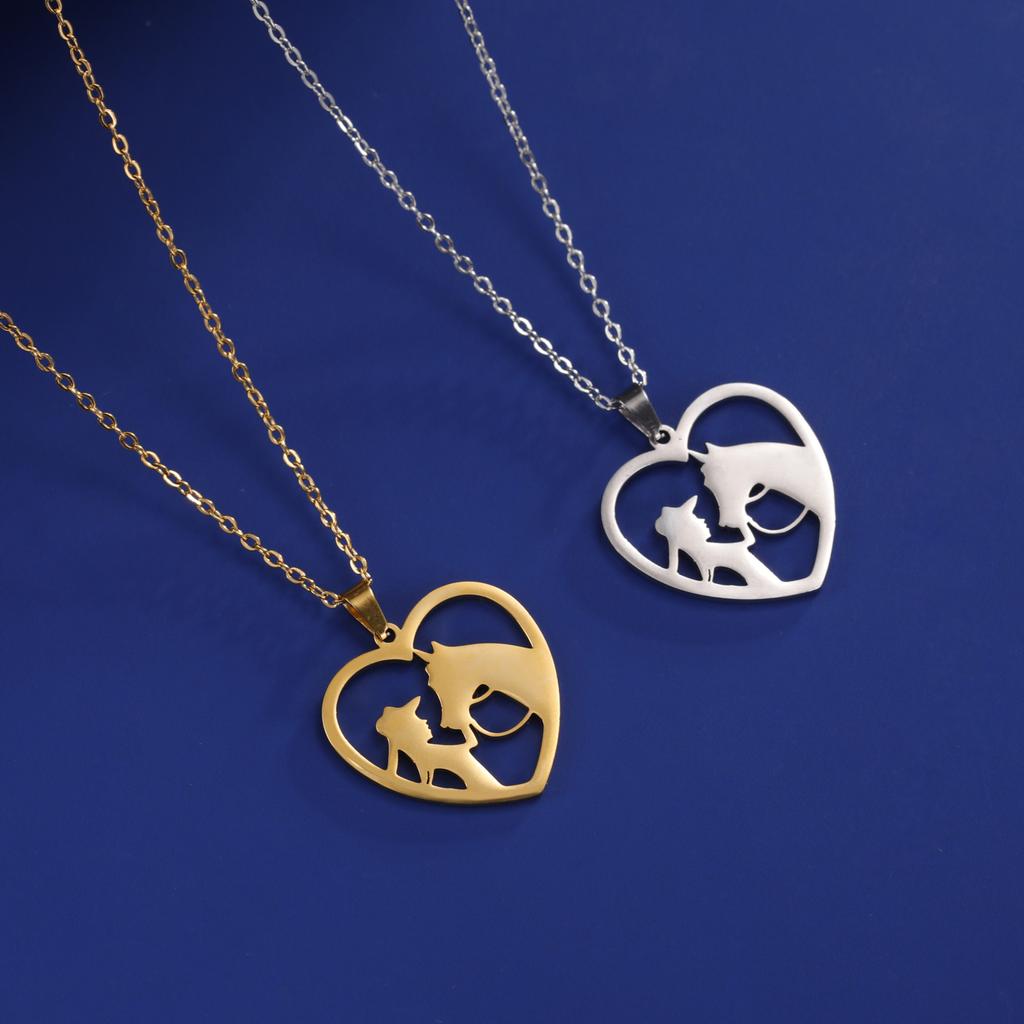 Skyrim Horse Girl Heart Pendant Necklace Women Stainless Steel Neck Chain Choker Fashion Jewelry Birthday Gift for Horse Lover
