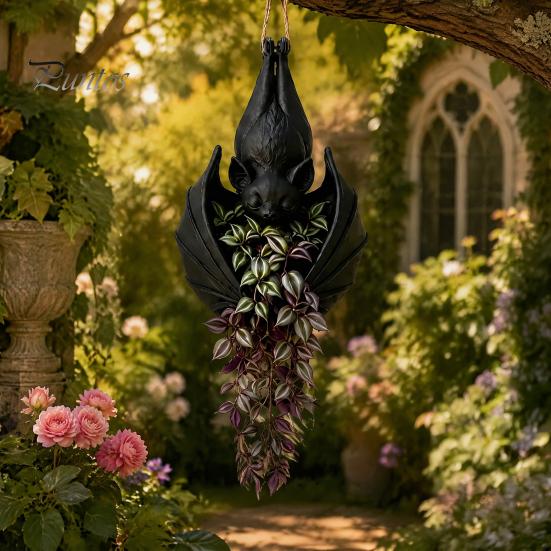 Resin Bat Succulents Pot Hanging Plant Pot, Gothic Planter, Halloween Style Container for Trailing Vines, Artificial Plants, Indoor Outdoor