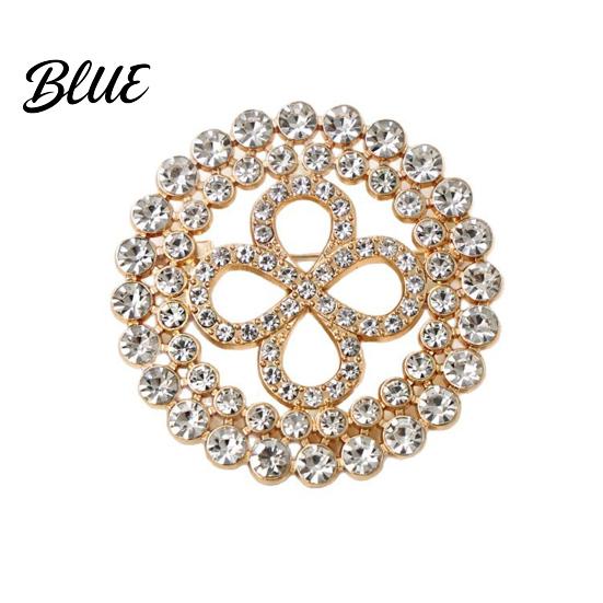 Vintage Style Brooch Retro Pin Hollow Flower Design Lapel Pin