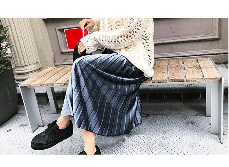 Elegant Pleated Mid-Length Skirt: Spring/Autumn, Solid Color, Elastic Waist, Loose Fit, Plus Size.